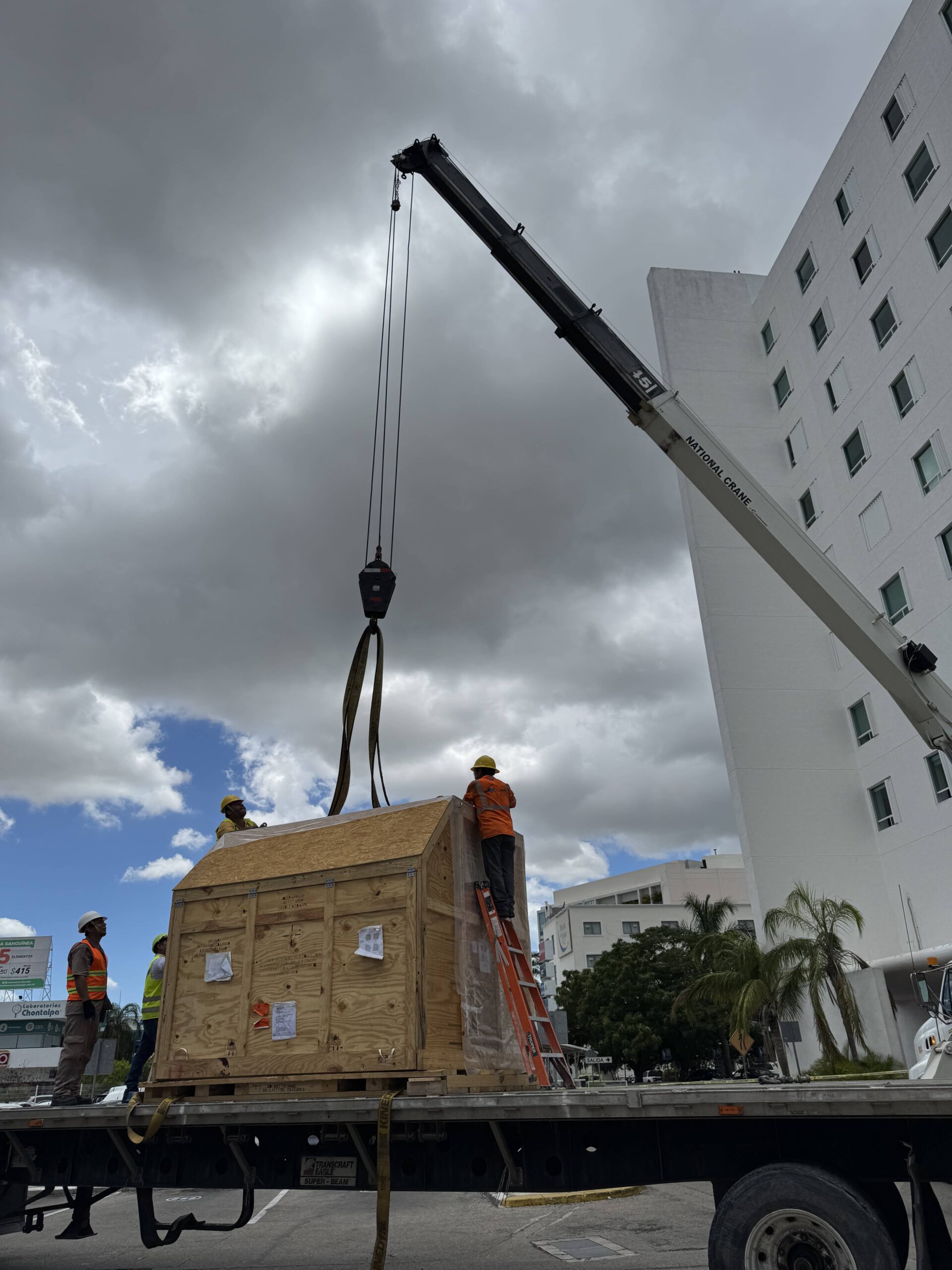 servicio de renta de grúa Mérida