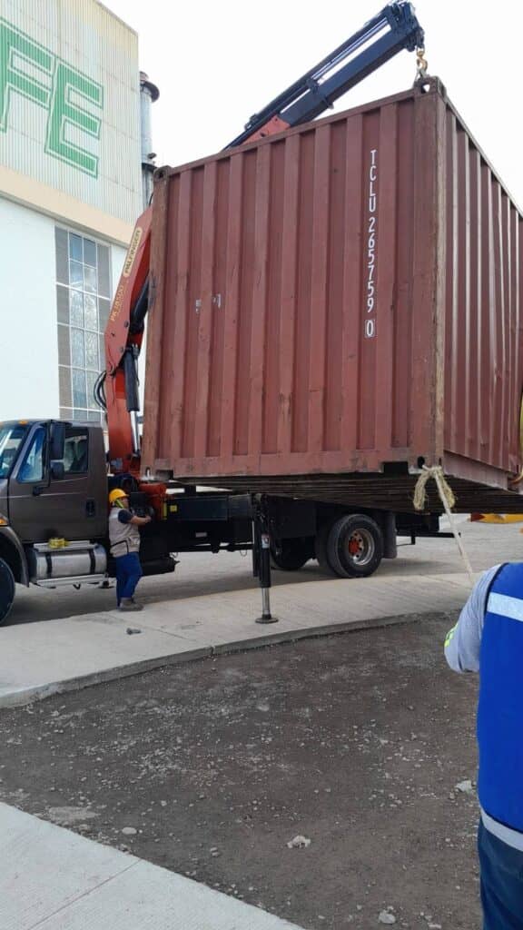 renta de grúa industrial en Mérida